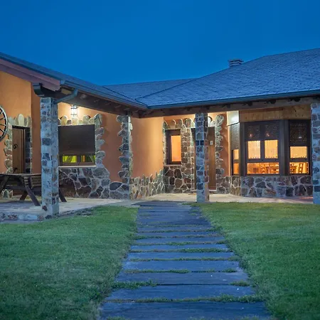 Apartamento Rurales El Fresnu Silvamayor