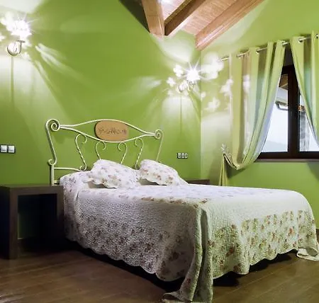 Apartament Rurales El Fresnu *