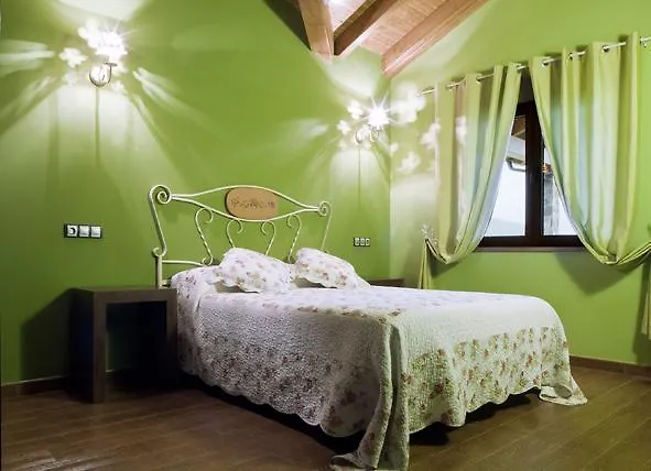 Apartamento Rurales El Fresnu *